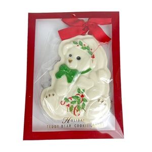 NEW Lenox Holiday Christmas Sugar Cookie Press Cutter Teddy Bear Ornament